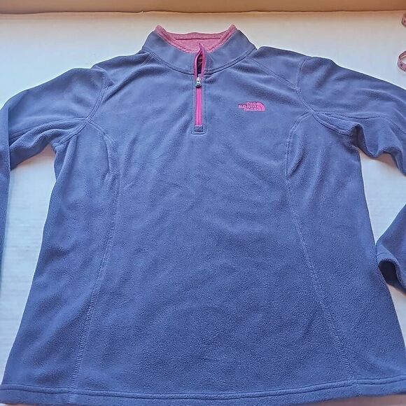 North Face long sleeve pullover soft cozy warm top size medium - Picture 2 of 7